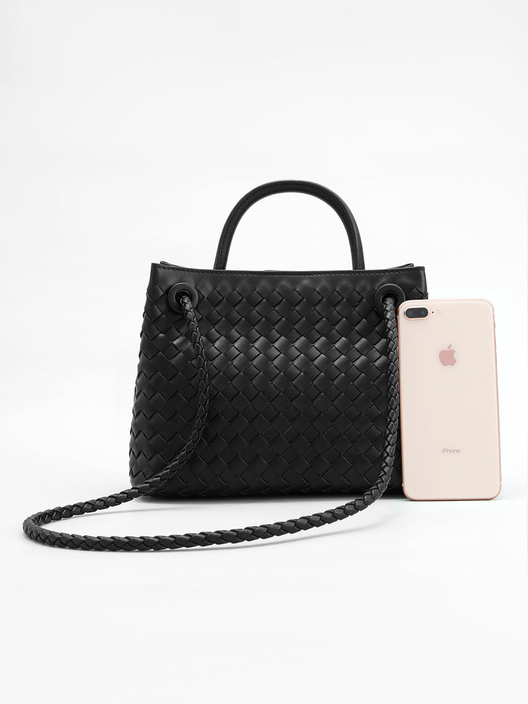 Noémie Twist Handle Bag – Sculptural Detail