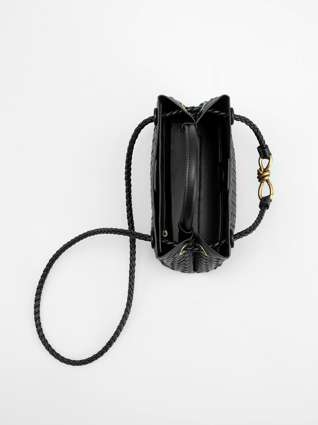 Noémie Twist Handle Bag – Sculptural Detail