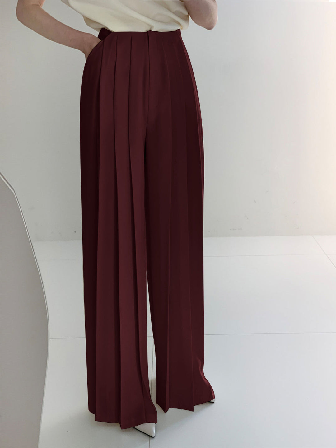 Eira Pleat Trousers — Flowing Elegance
