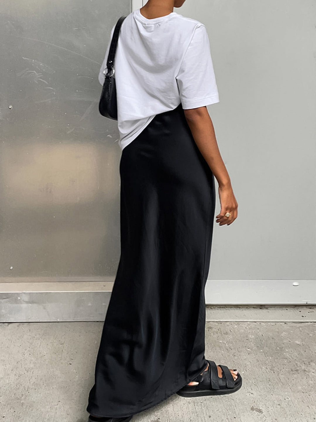 Giuliana Skirt – Satin Flow