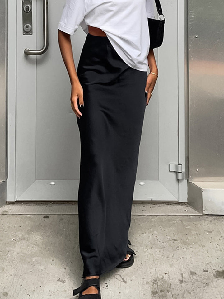Giuliana Skirt – Satin Flow