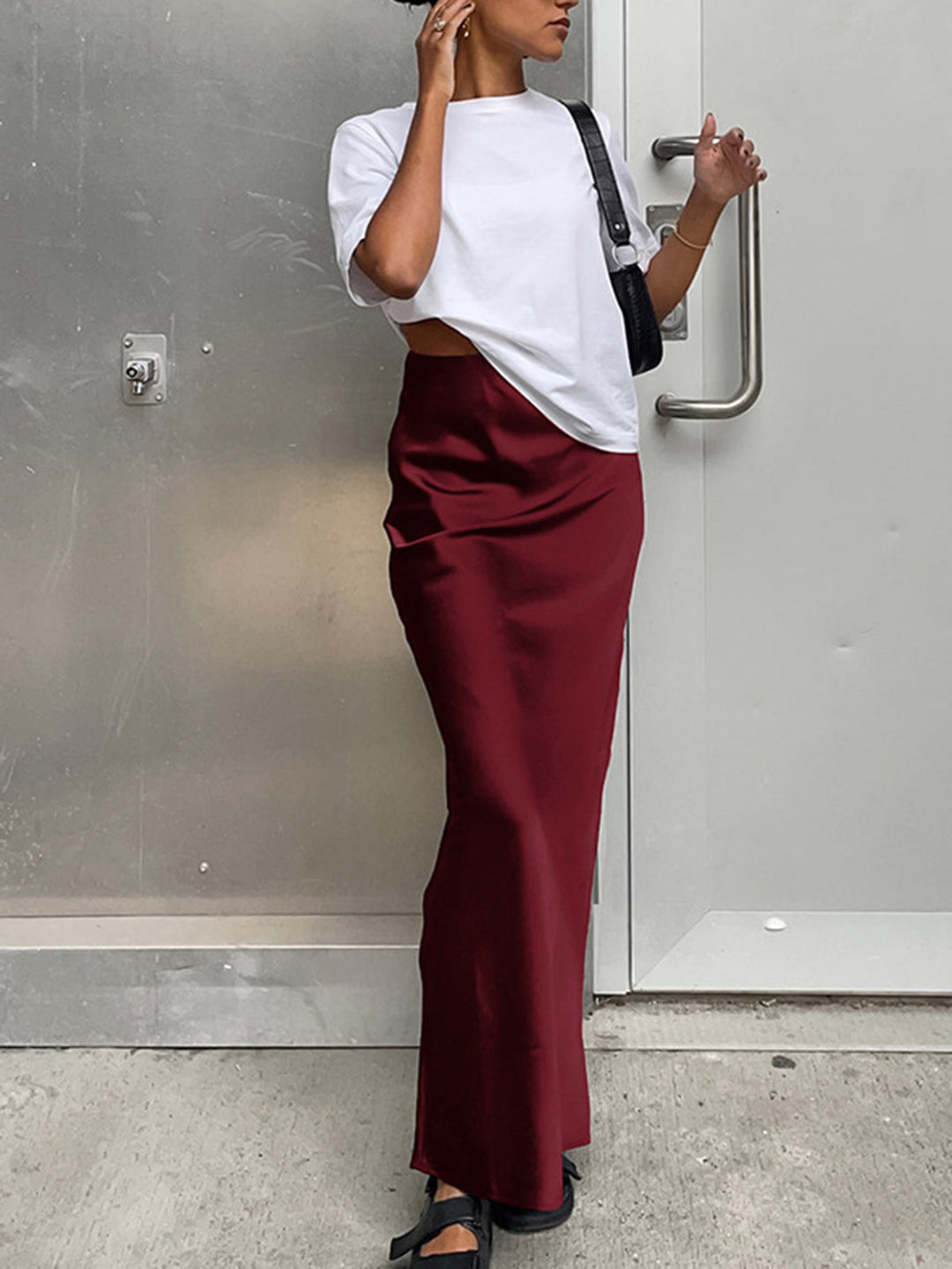 Giuliana Skirt – Satin Flow