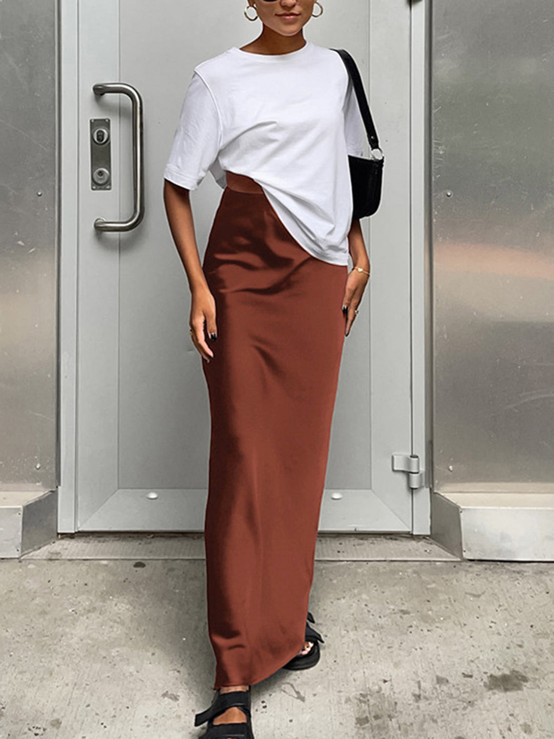 Giuliana Skirt – Satin Flow