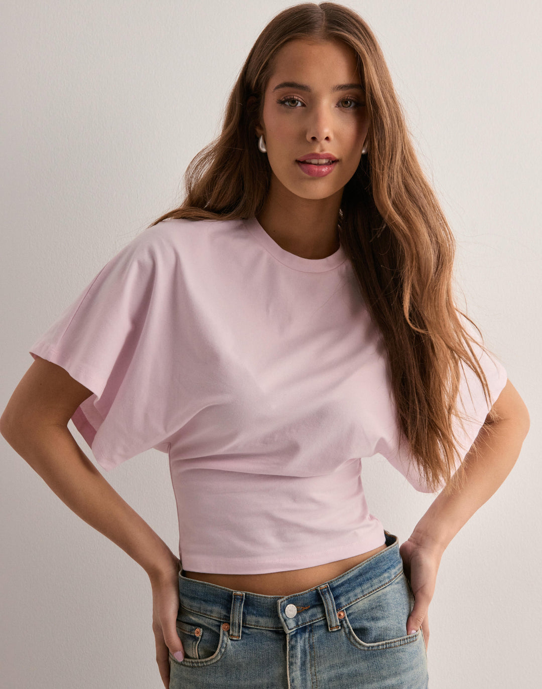 Clara Tee – Sculpted Ease